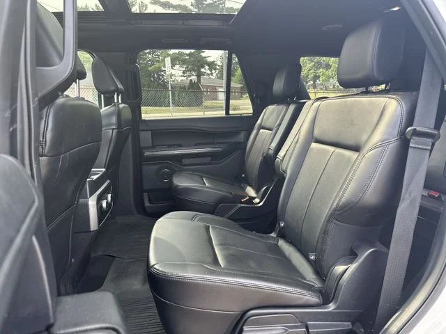 Used 2021 White Ford XLT image 27