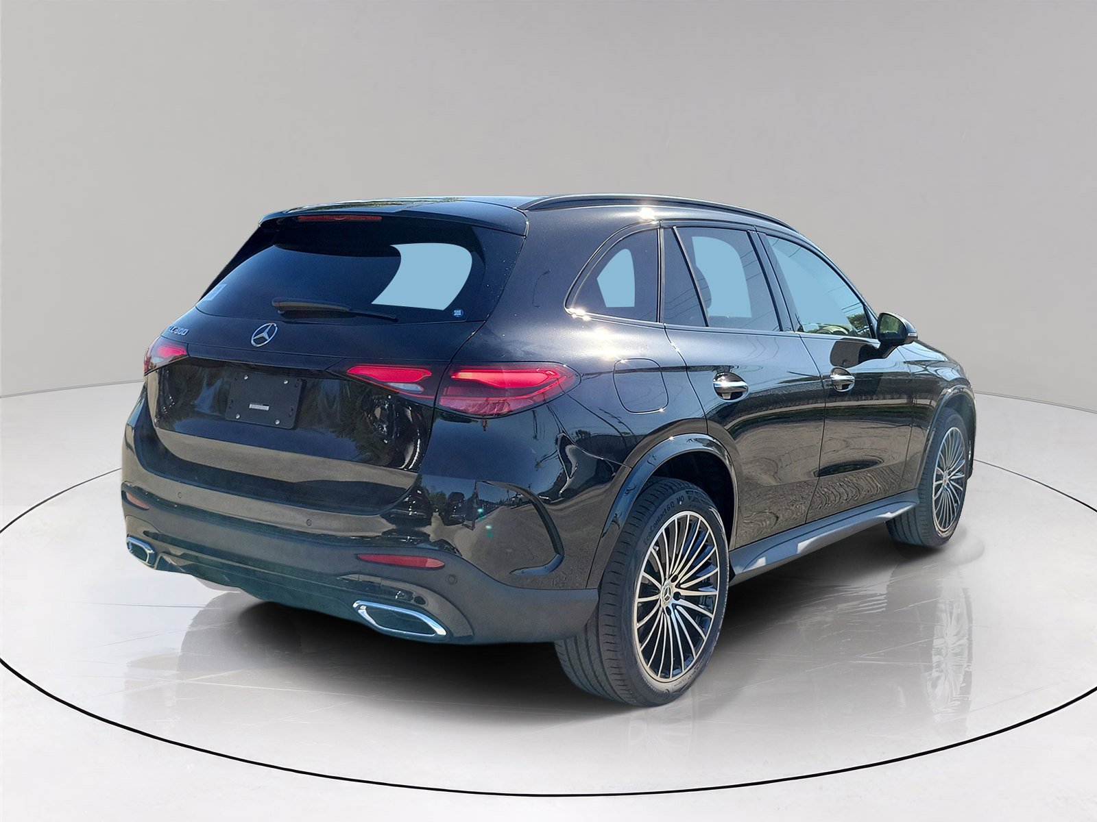 New 2026 Black Mercedes-Benz GLC 300 image 35