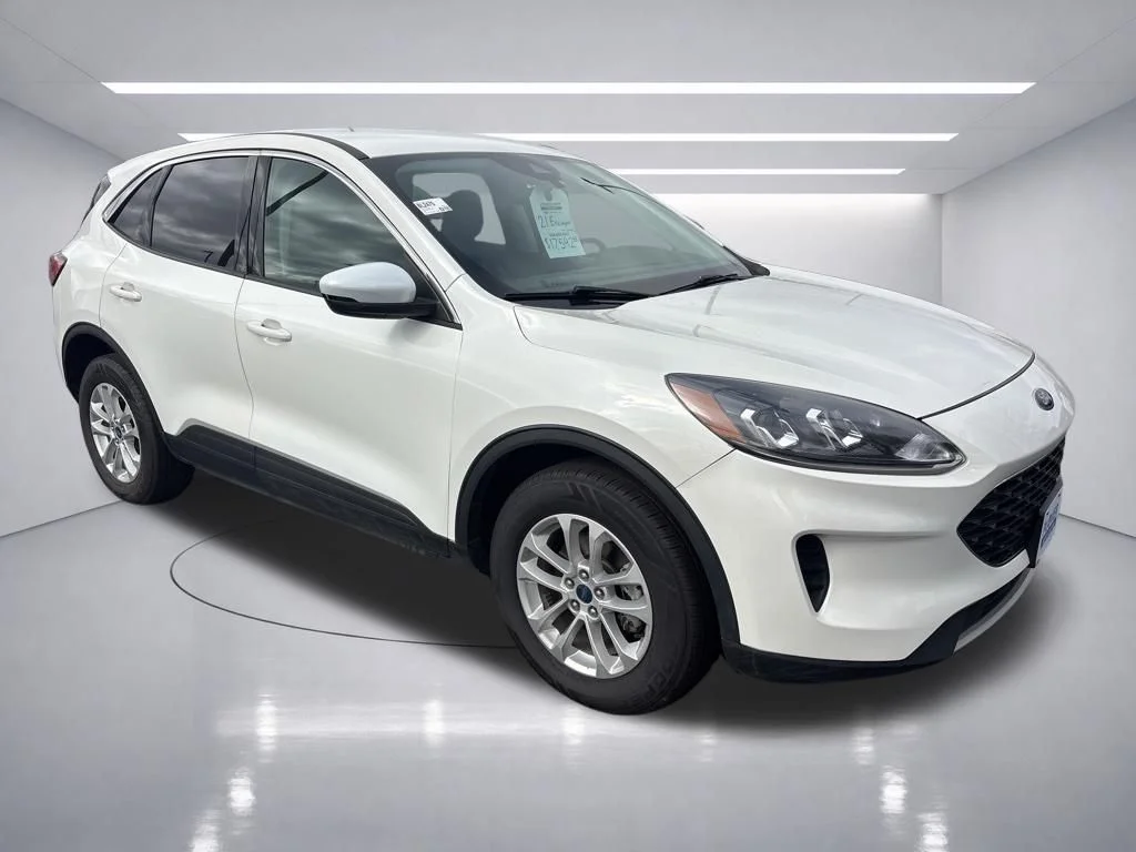 Used 2021 Star White Metallic Tri-Coat Ford SE image 8
