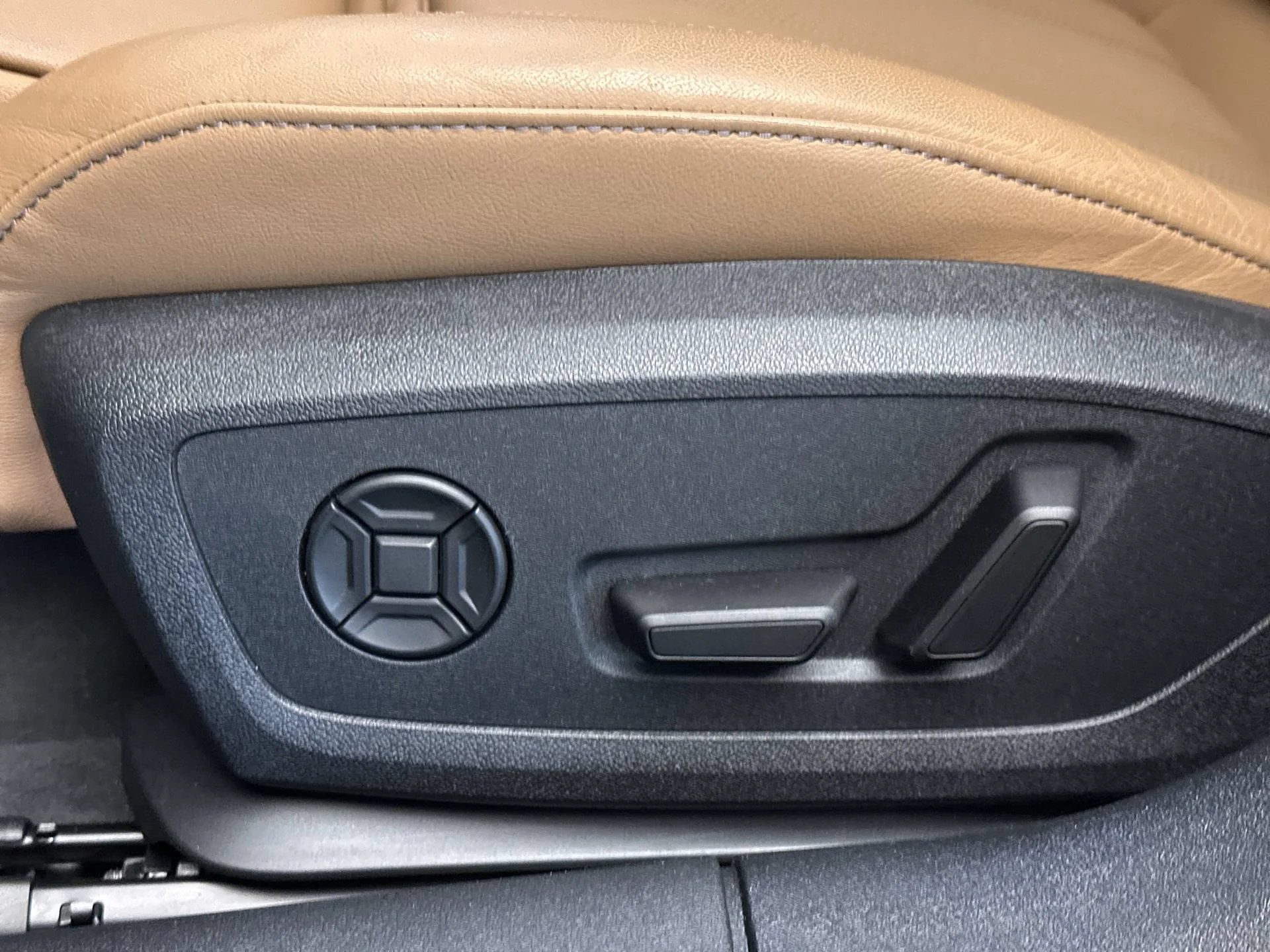 Used 2026 Midnight Green Metallic Audi Premium Plus image 14