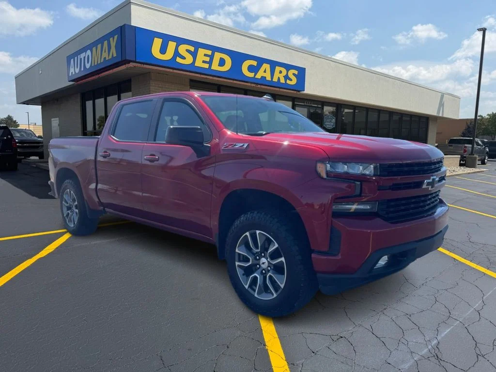 Used 2020 Cajun Red Tintcoat Chevrolet RST image 4