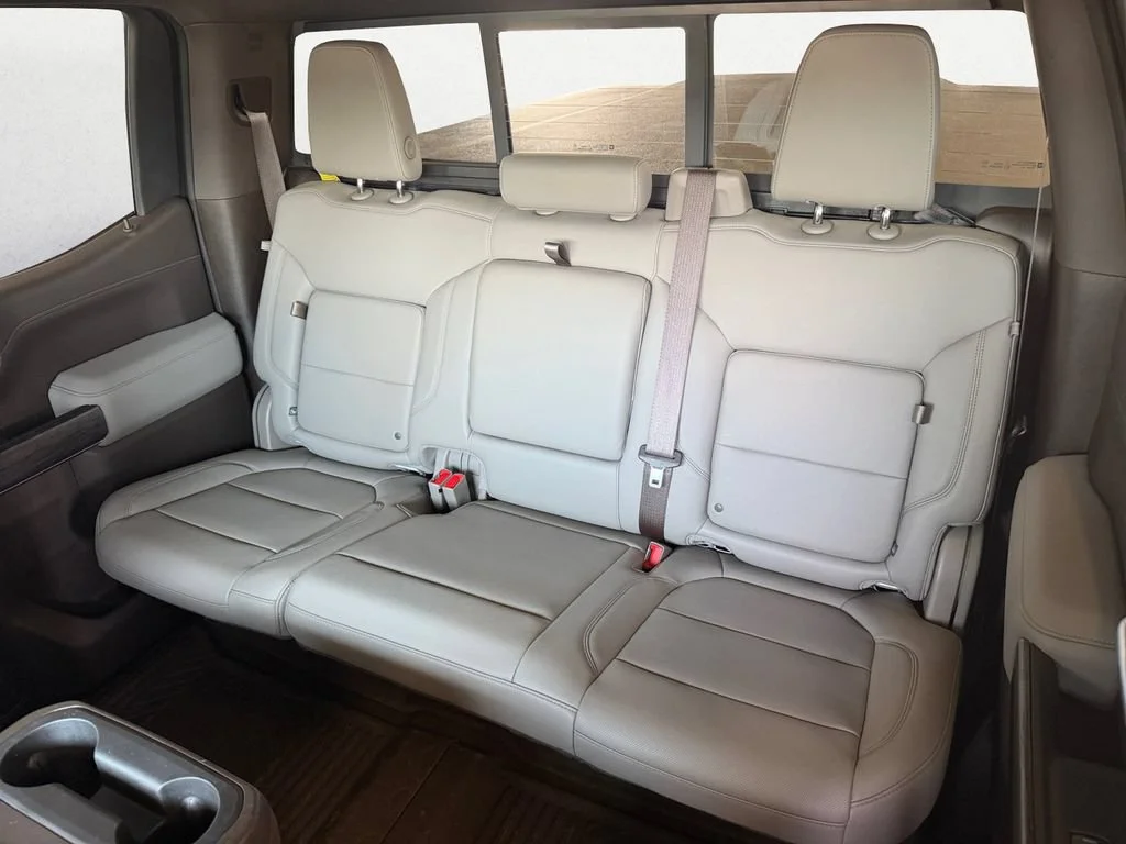 Used 2021 SILVER ICE METALLIC Chevrolet LTZ image 10