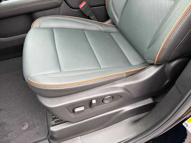 2026 GMC Yukon XL AT4 - Photo 18