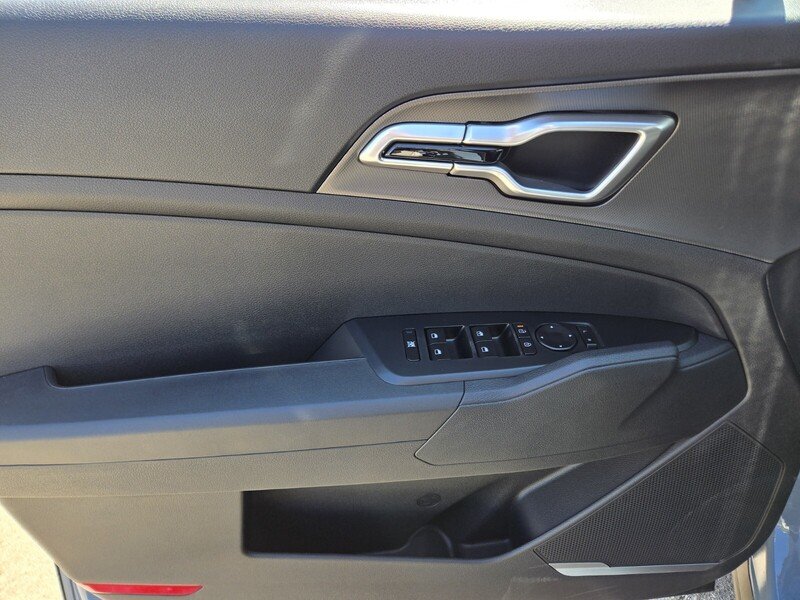 New 2027 Heritage Blue Kia S image 9
