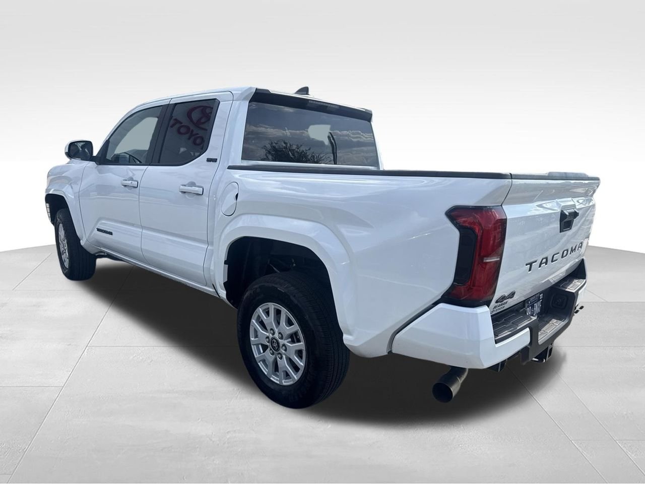 Certified Used 2025 White Toyota SR5 image 6