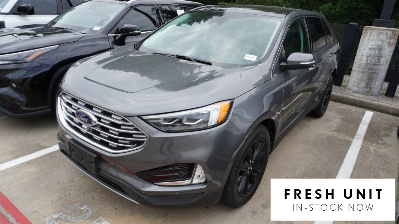 2022 Ford Edge Titanium AWD's photo