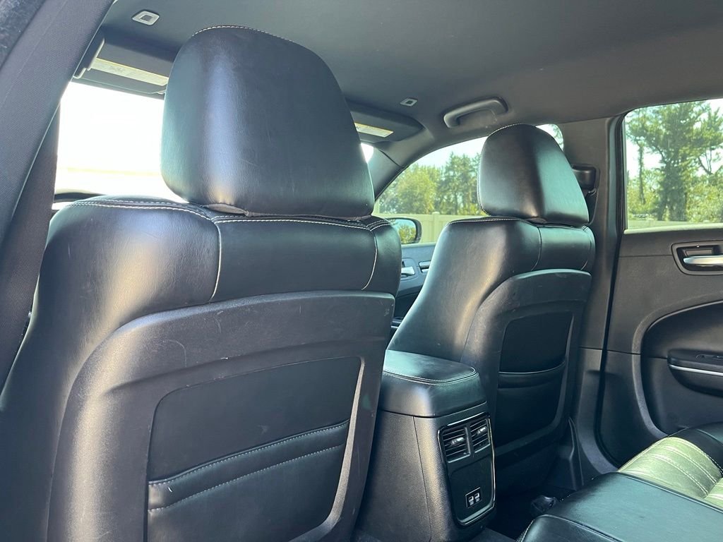 Used 2019 White Chrysler S image 24