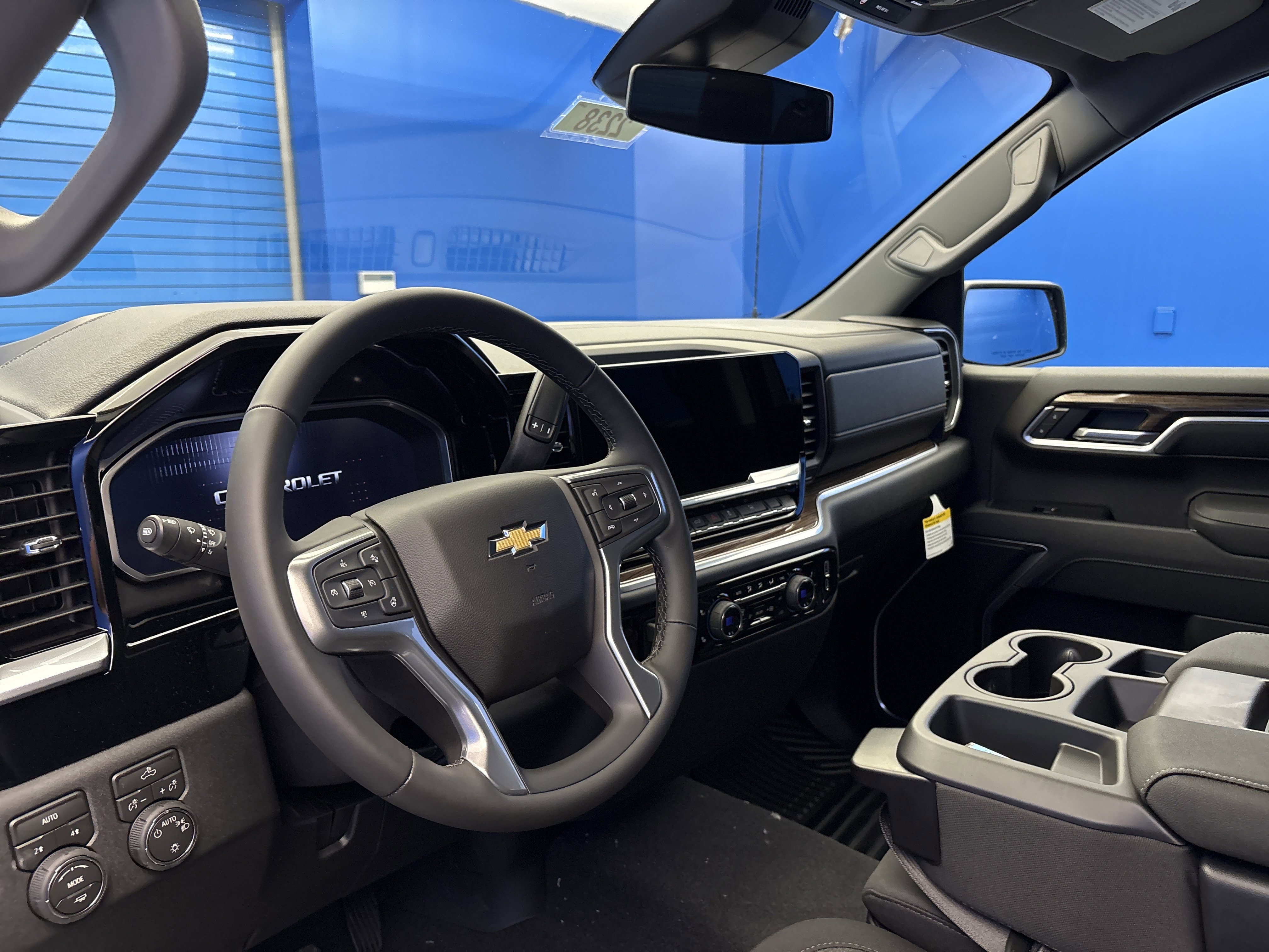 2026 Chevrolet Silverado 1500 LT - Photo 11