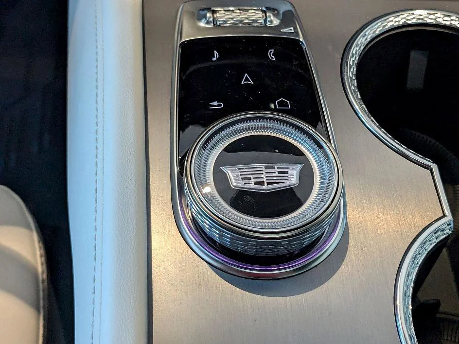 2026 Cadillac VISTIQ Luxury - Photo 20