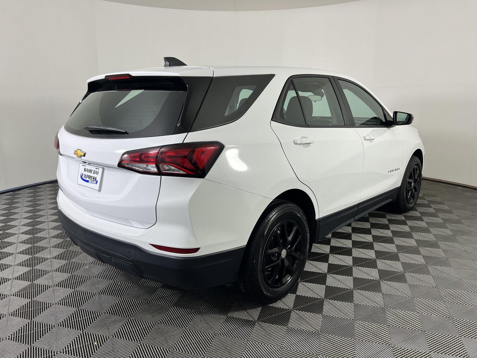 Used 2024 Summit White Chevrolet LS image 23