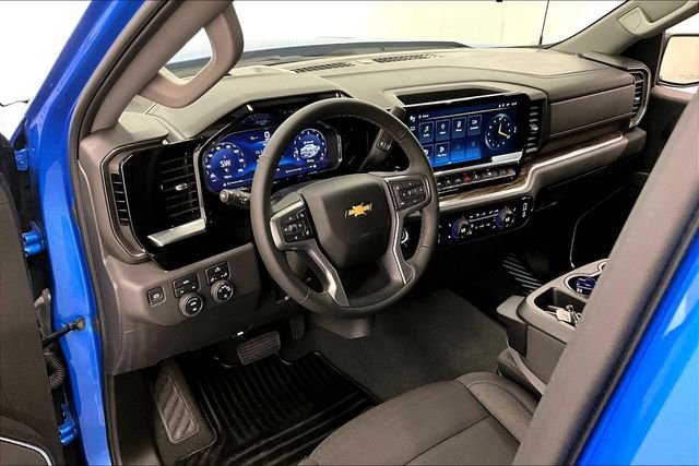 Used 2025 Riptide Blue Metallic Chevrolet LT image 16