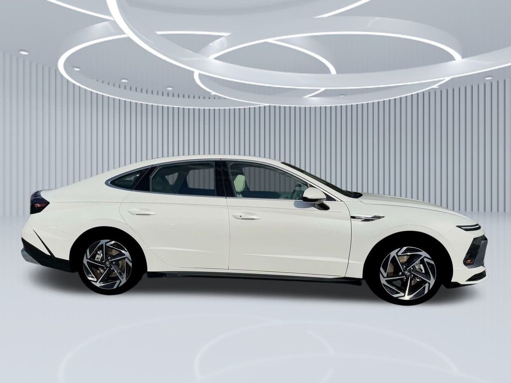 New 2026 White Hyundai SEL Sport image 28