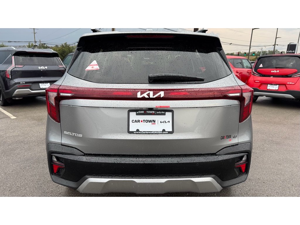 2026 Kia Seltos EX photo 3