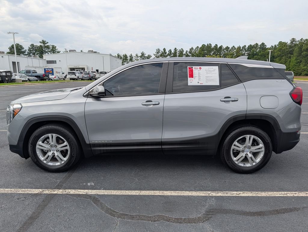Used 2024 Silver GMC SLE image 25