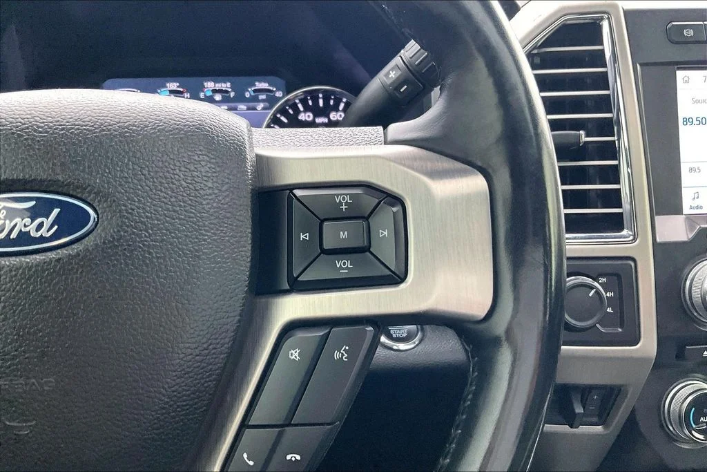 Used 2017 Black Ford Platinum image 19