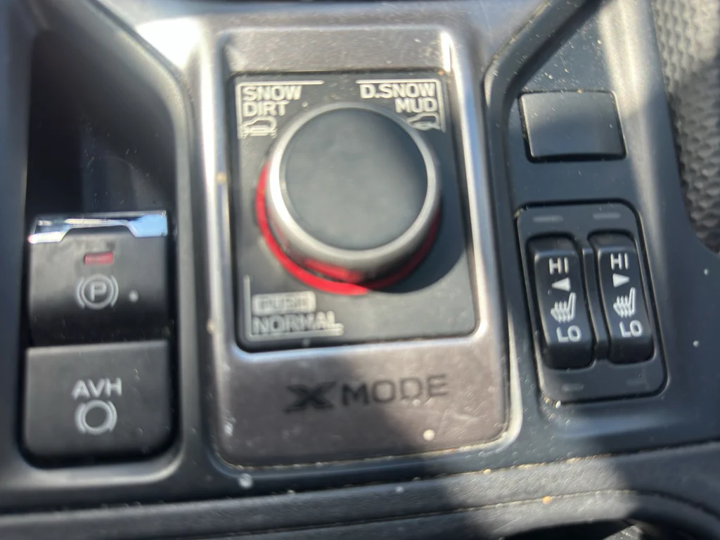 Used 2019 Dark Gray Metallic Subaru Limited image 7