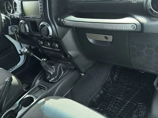 Used 2017 White Jeep Sport image 34