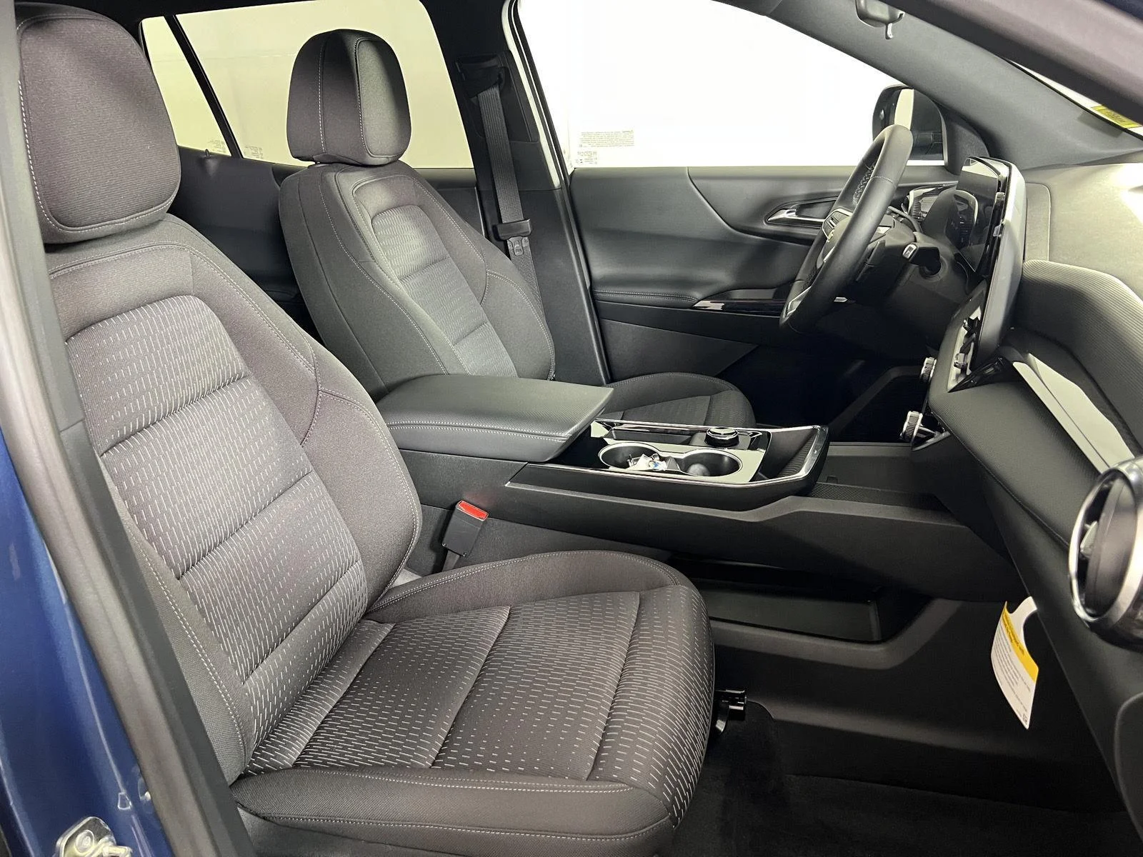 Used 2026 Lakeshore Blue Metallic Chevrolet LT image 21