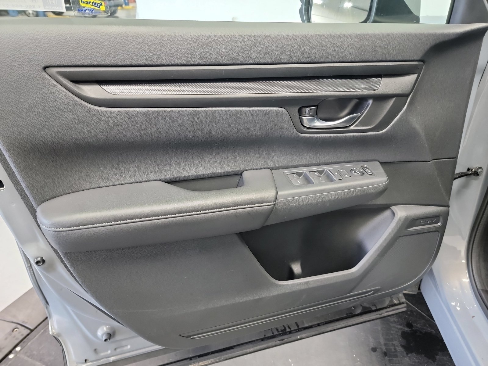 2026 Honda CR-V LX - Photo 13