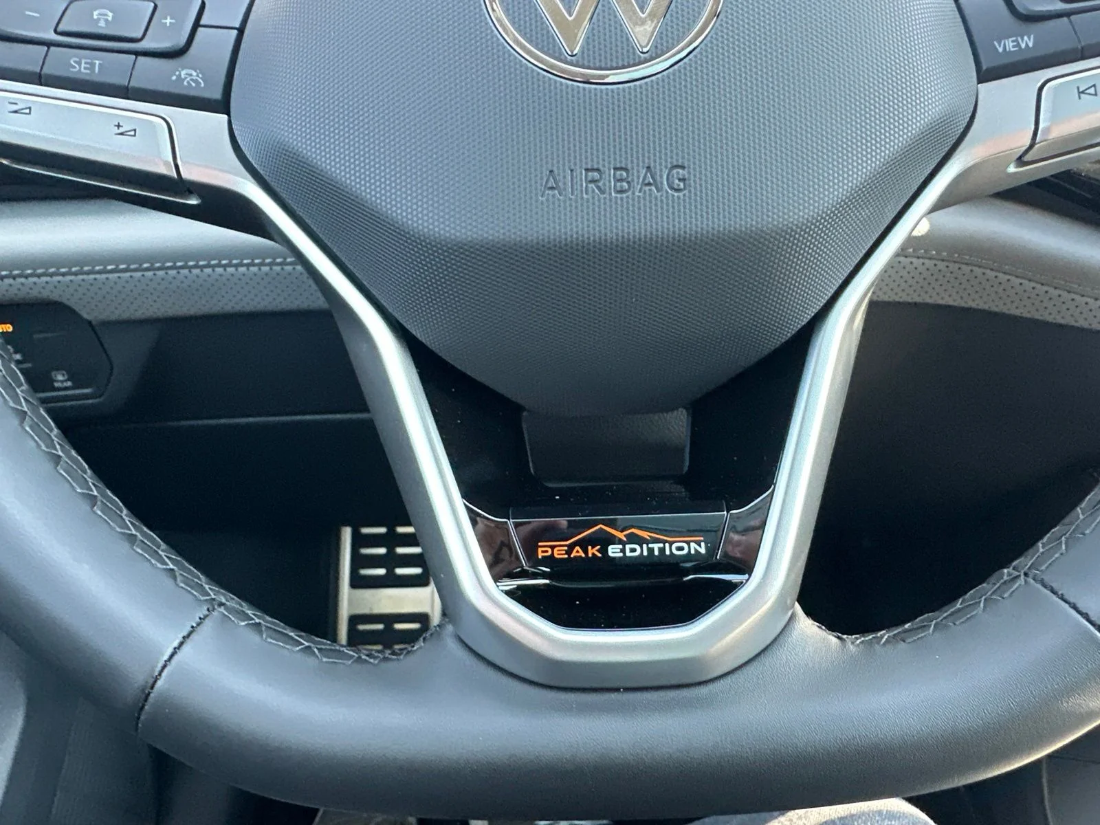 New 2026 White/off-white Volkswagen 2.0T Peak Edition image 53