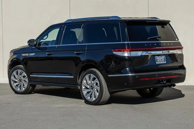 2024 Lincoln Navigator Reserve - Photo 3