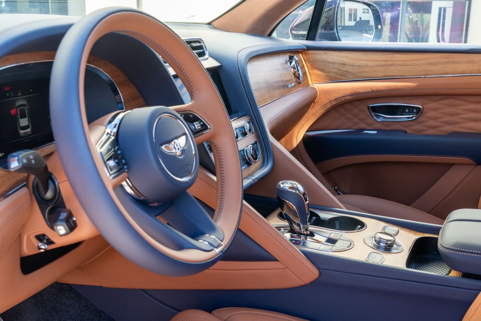 2024 Bentley Bentayga Azure - Photo 18