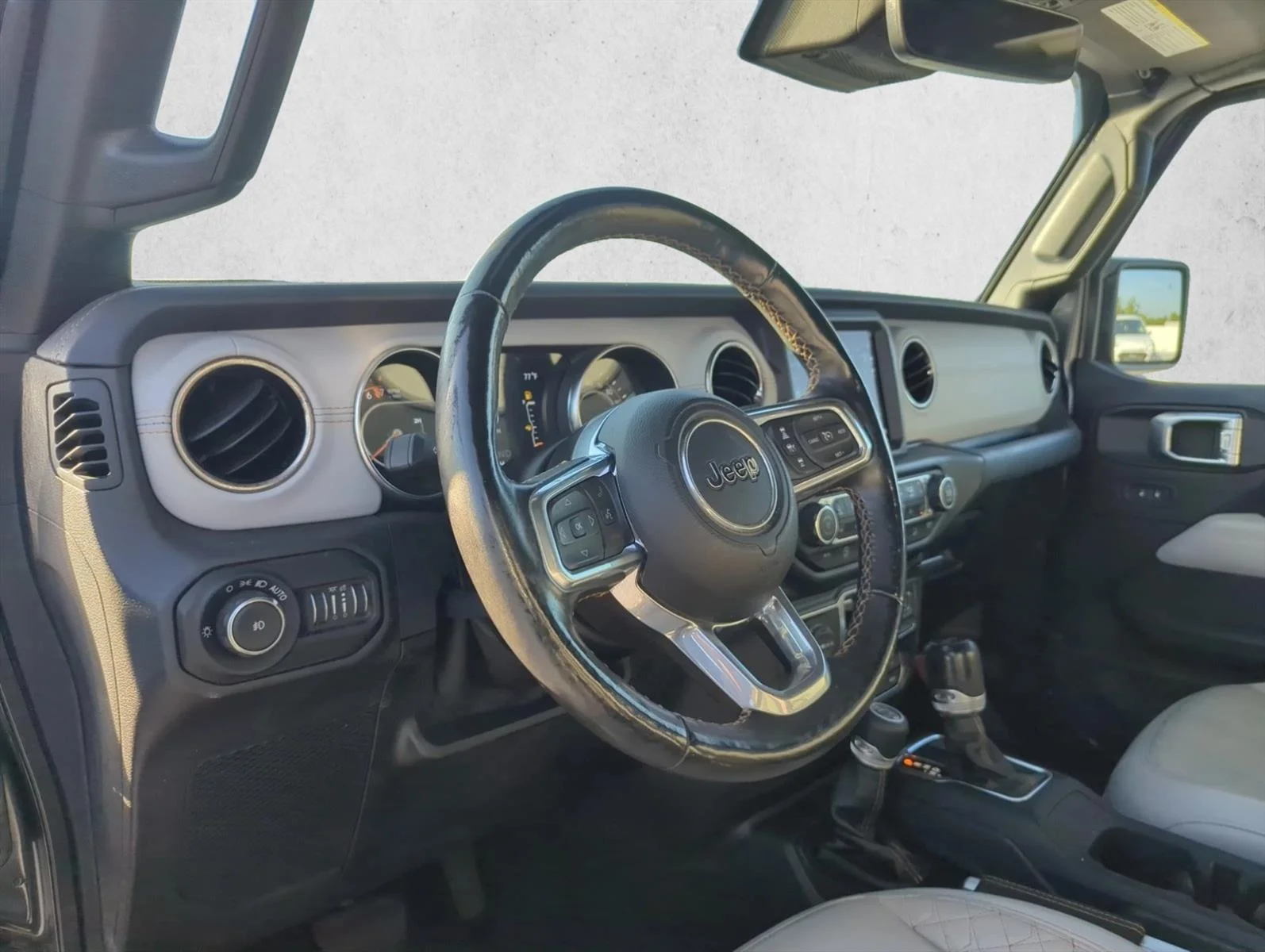 Used 2021 Granite Crystal Me Jeep Unlimited Sahara High Altitude image 14