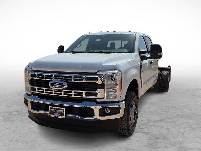 New 2026 Oxford White Ford F-350® XL image 29