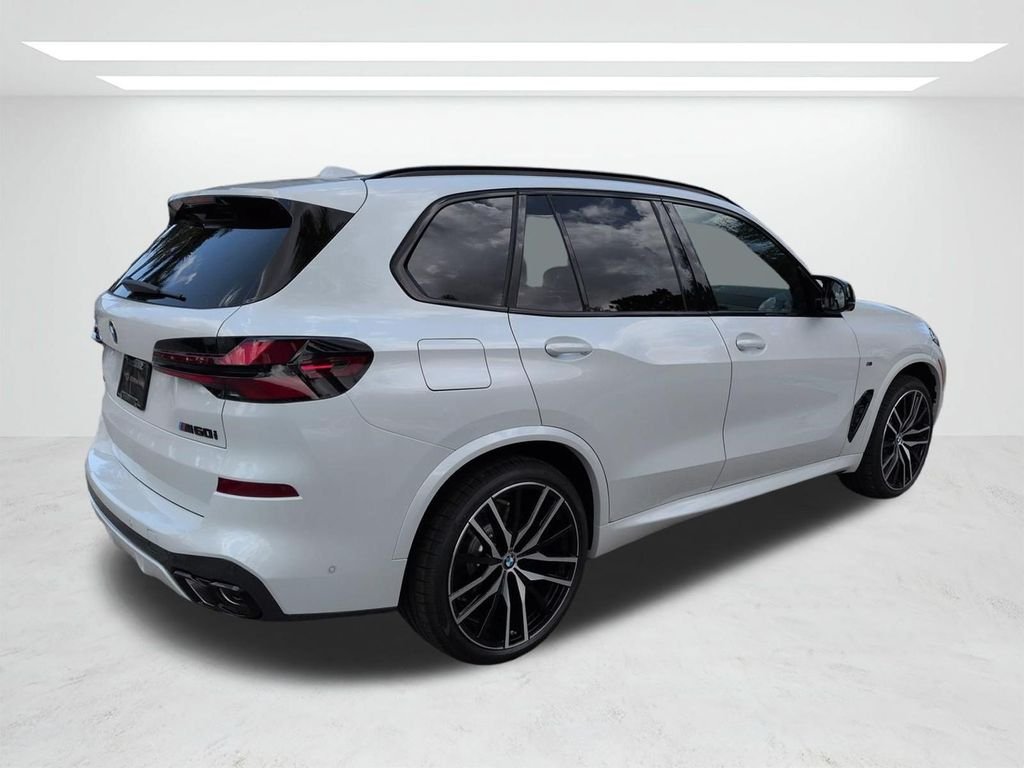 New 2026 White Metallic BMW M60i image 4
