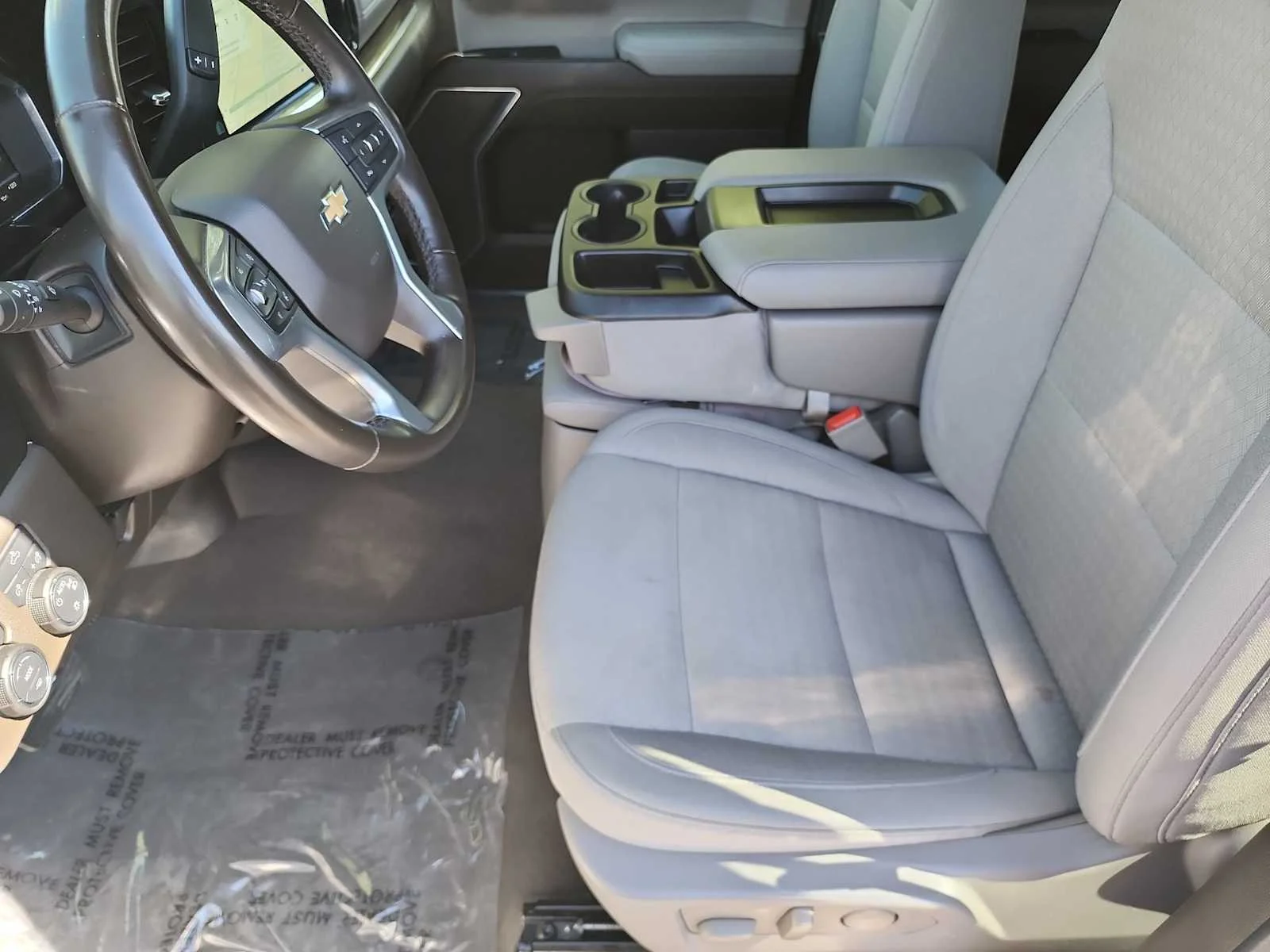 Used 2025 Summit White Chevrolet LT image 19