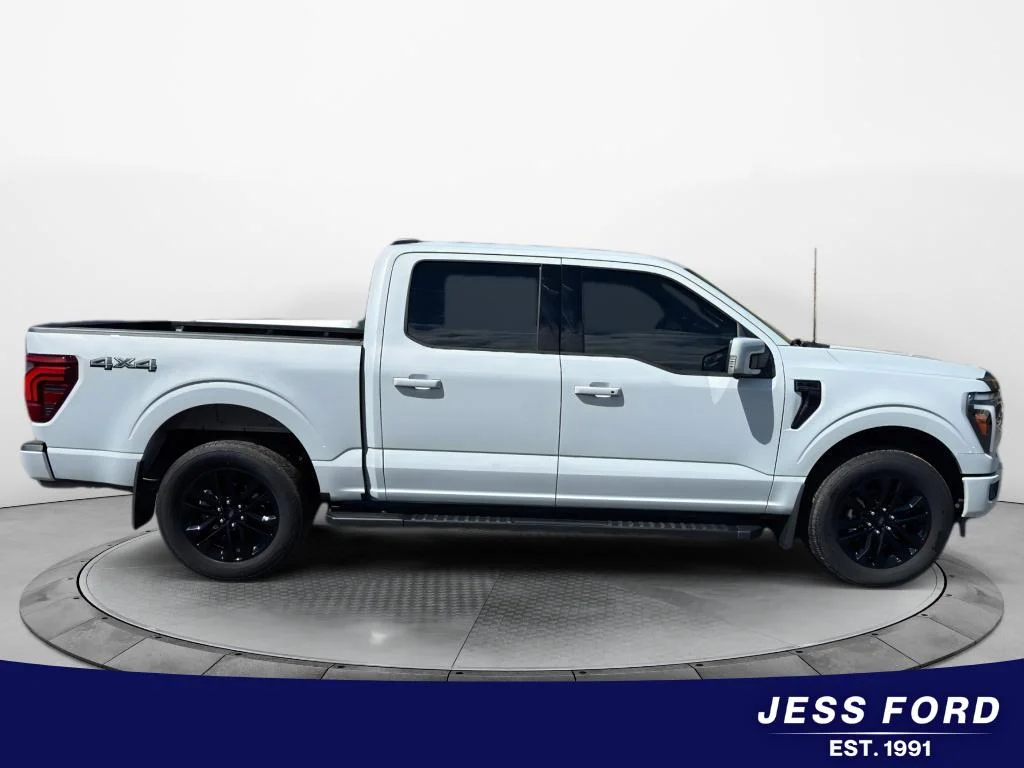 2025 Ford F-150 Lariat - Photo 8