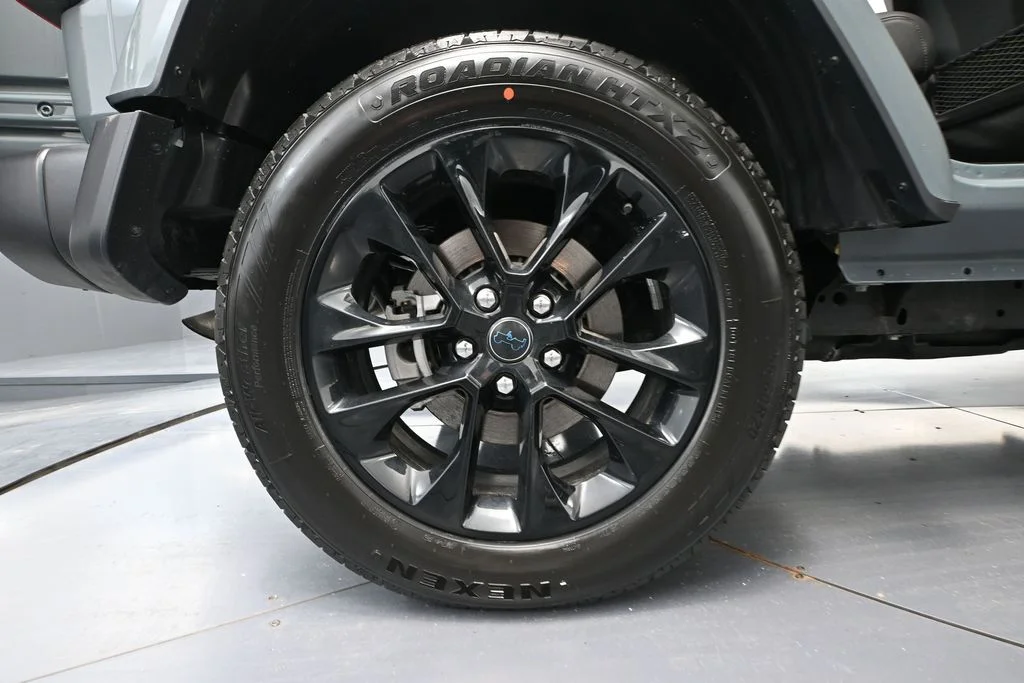 2024 Jeep Wrangler 4xe Sahara 4XE - Photo 16
