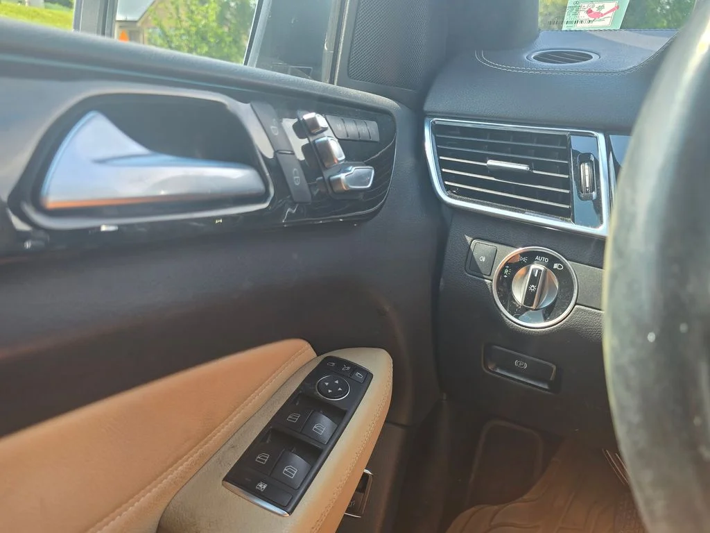 Certified Used 2017  Mercedes-Benz GLS 450 image 18