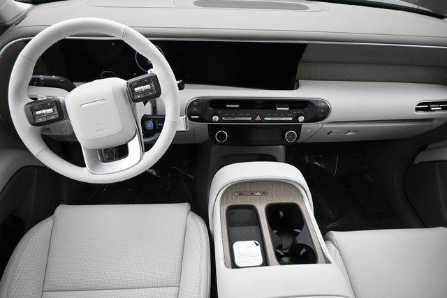 New 2026 Black Hyundai SEL 7P image 12