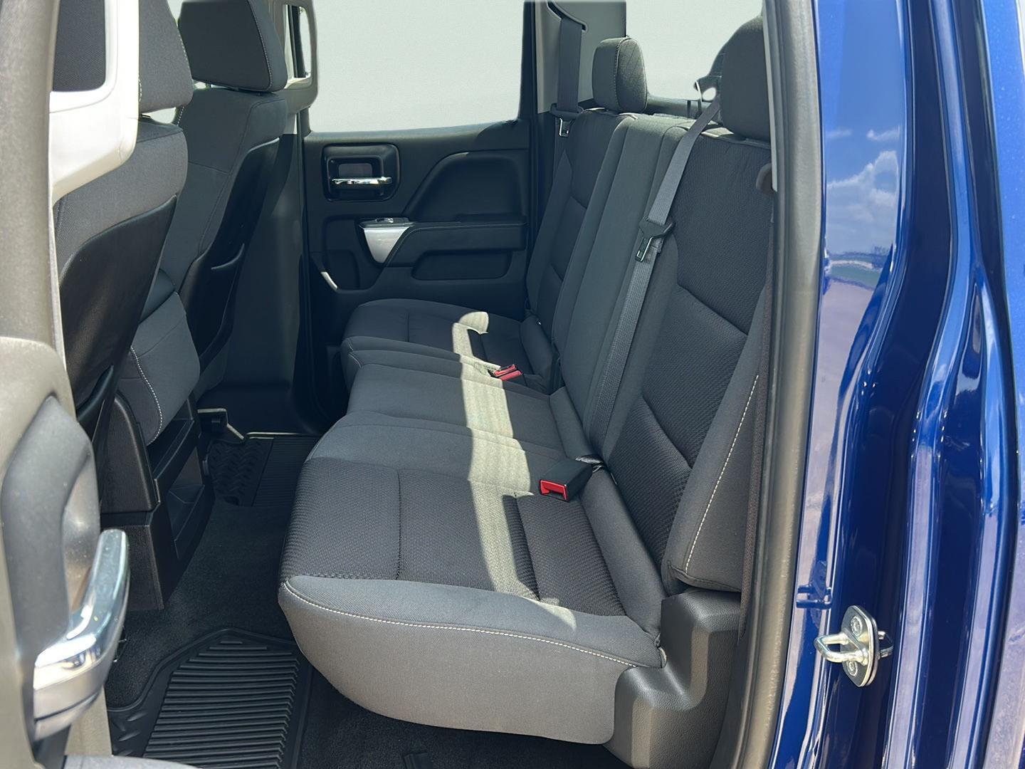 Used 2014 Blue Topaz Metallic Chevrolet LT image 17