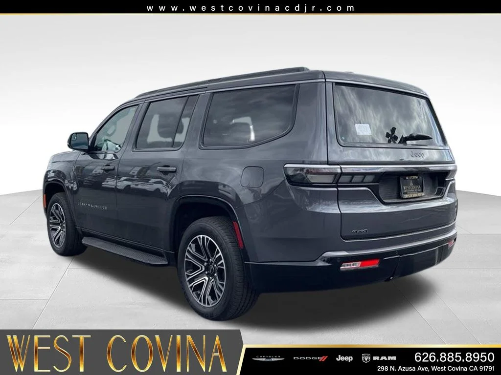 New 2026 Baltic-Gray Metallic Clear-Coat Exterior Paint Jeep  image 7