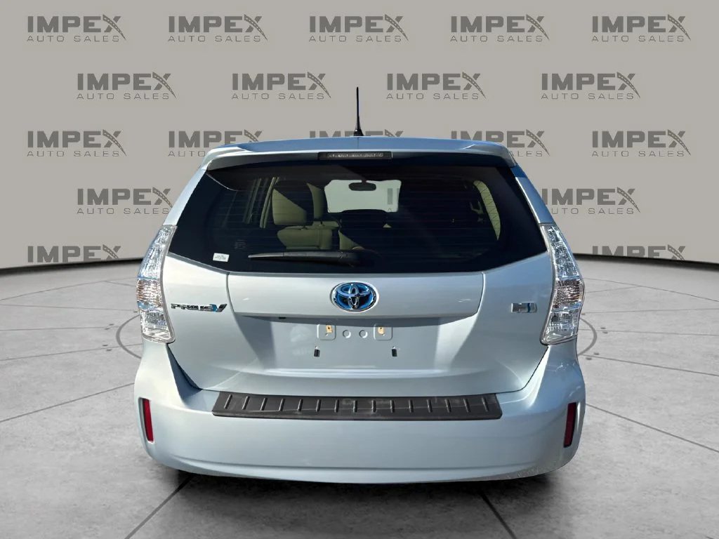 Used 2013 Blue Toyota Two image 4