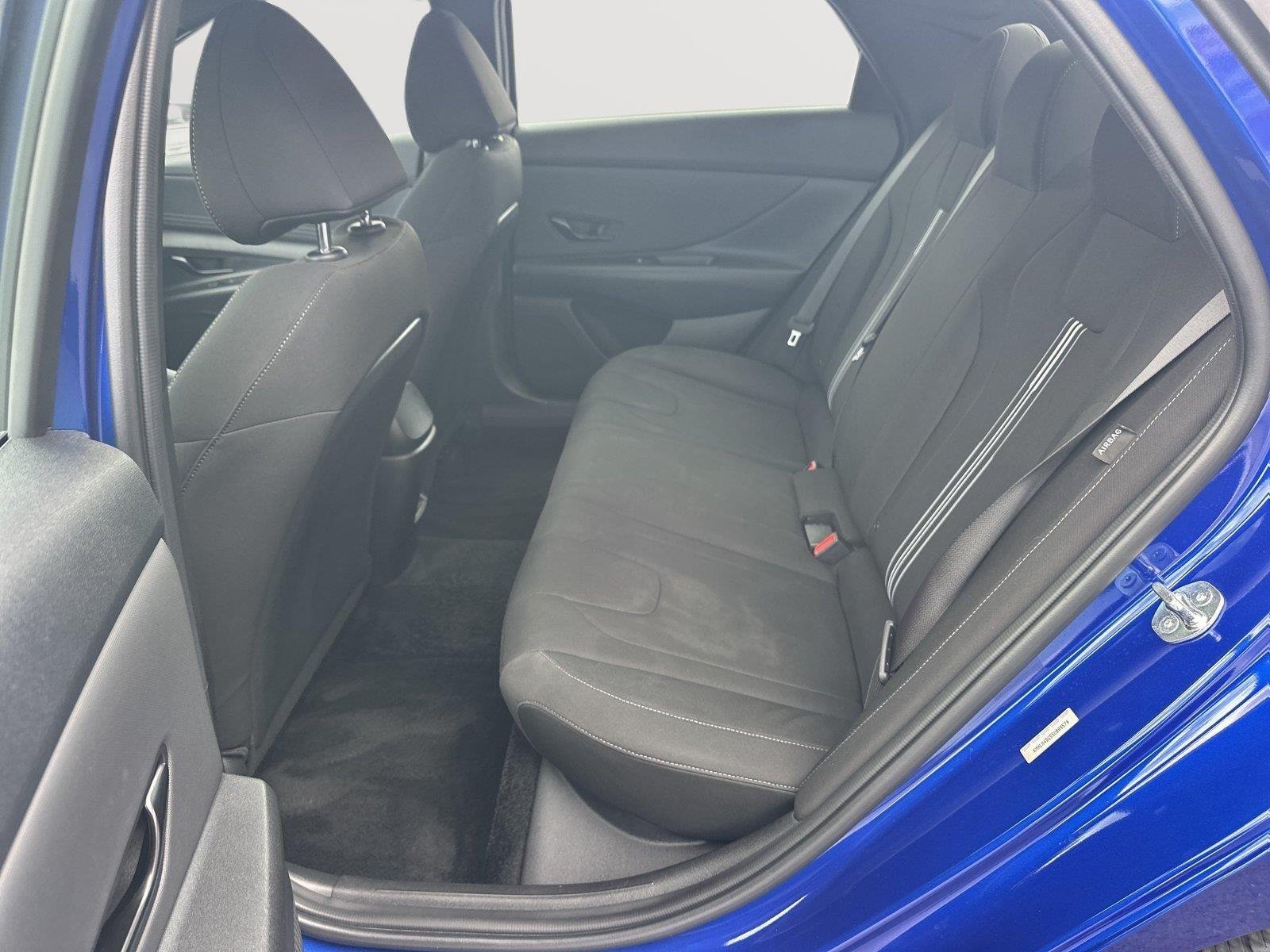 Used 2025 Intense Blue Hyundai SEL Sport image 20