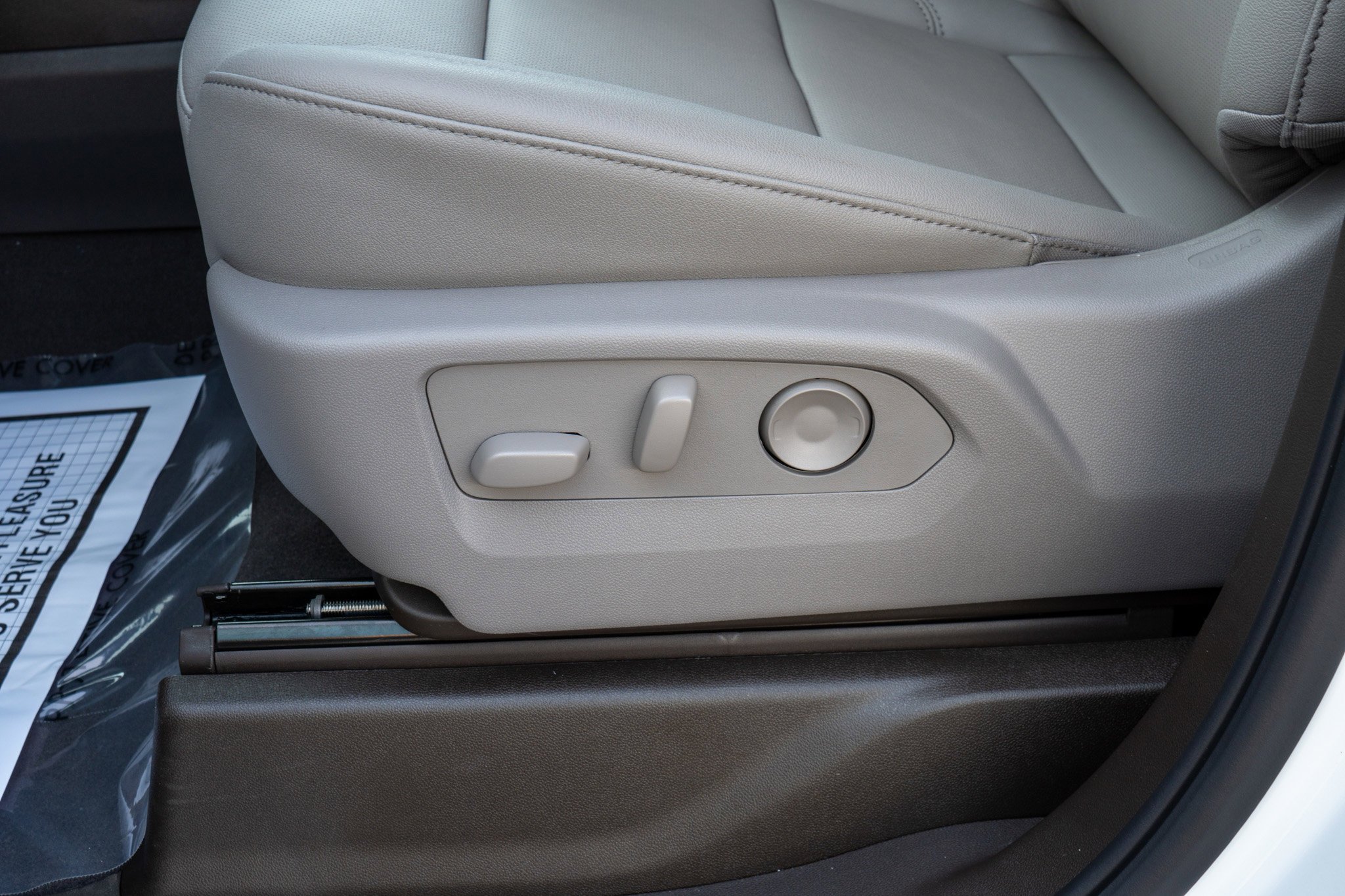 2026 GMC Sierra 1500 SLT - Photo 28