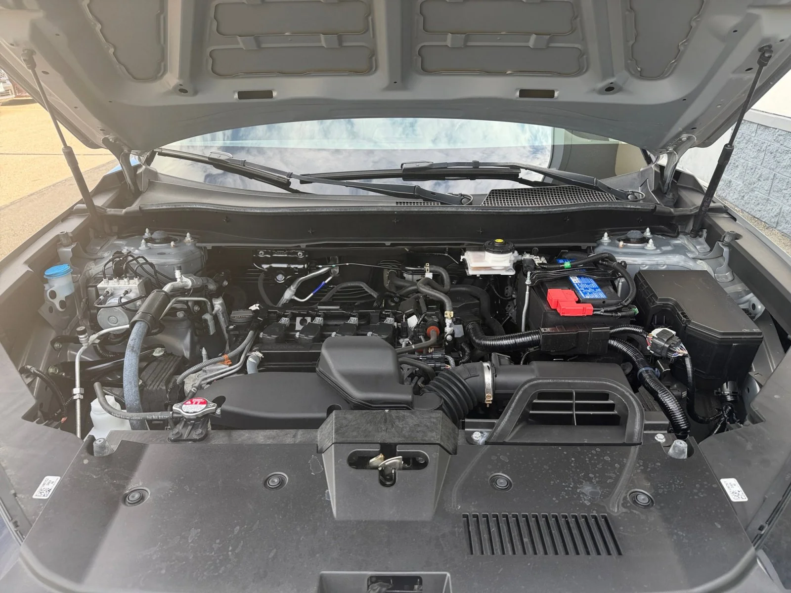 Certified Used 2024 Gray Honda EX-L image 6