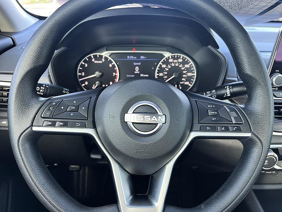 Used 2025 Glacier White Nissan SV image 22