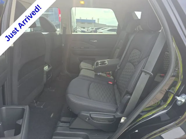 Used 2022 Black Nissan SV image 7
