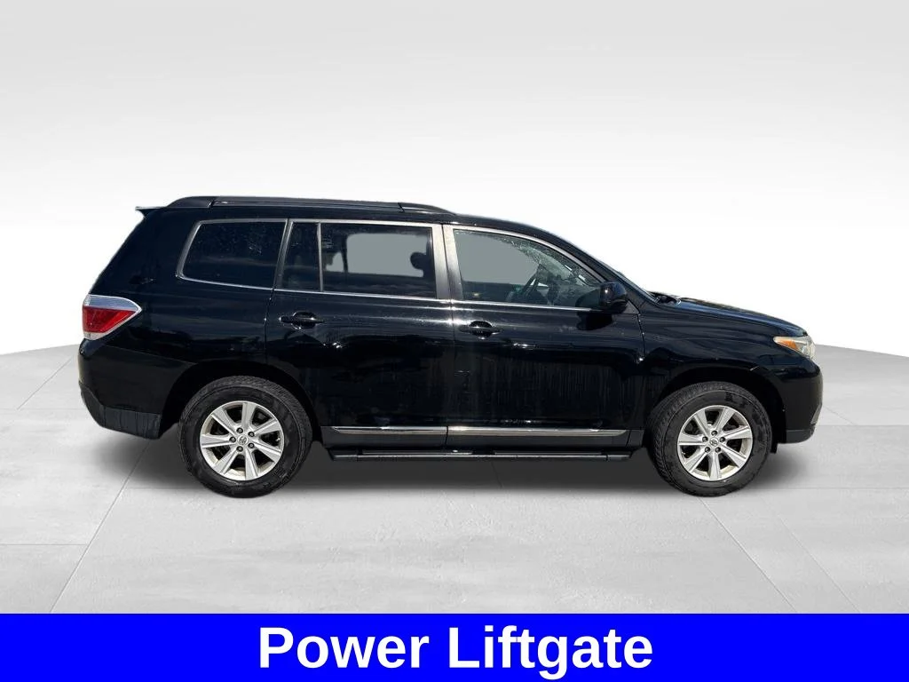 Used 2011 Black Toyota SE image 8