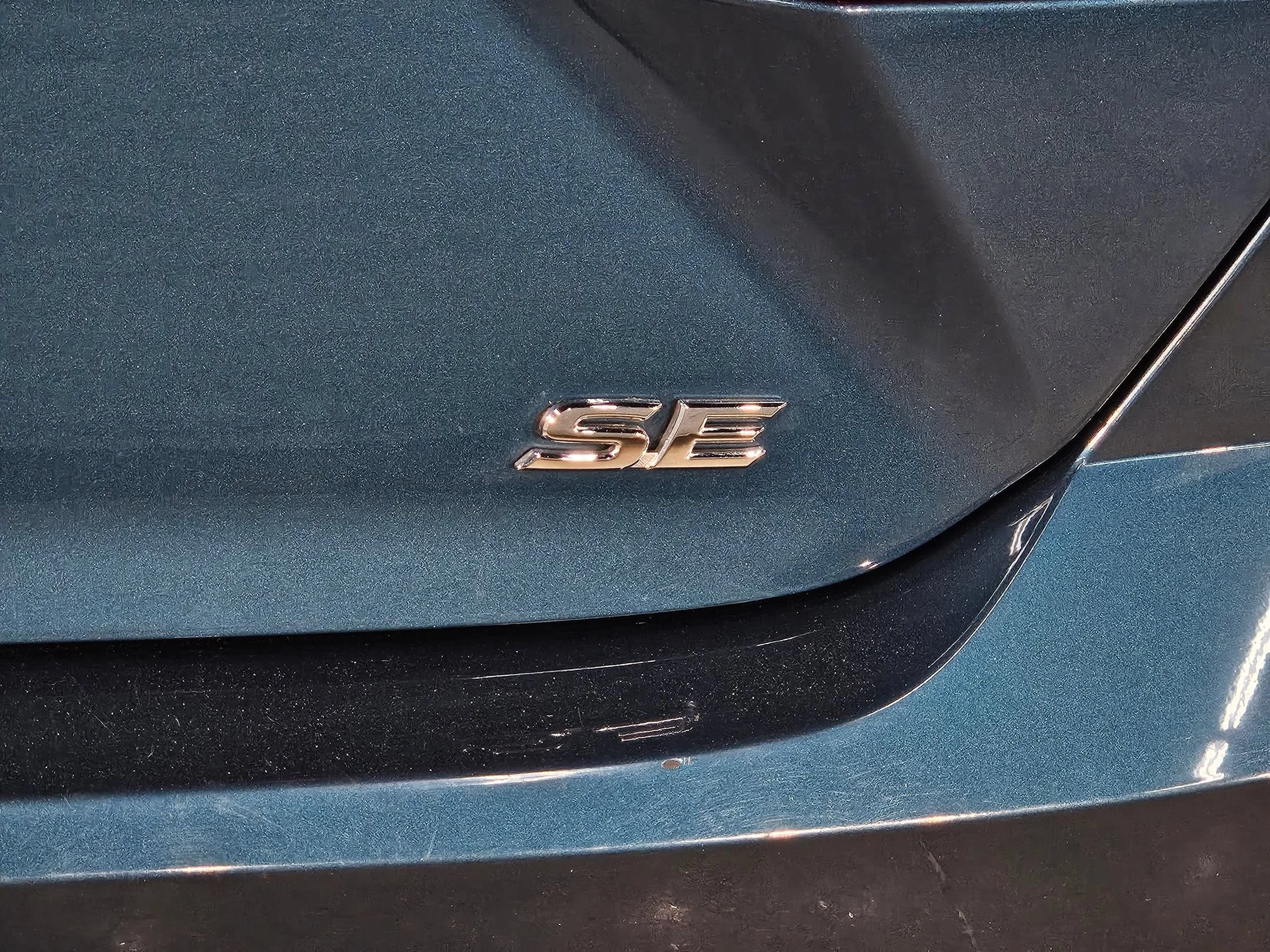 Used 2025 Ocean Gem Toyota SE image 38