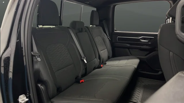 New 2026 Diamond Black Crystal Pearl-Coat Exterior Paint RAM Big Horn/Lone Star image 26