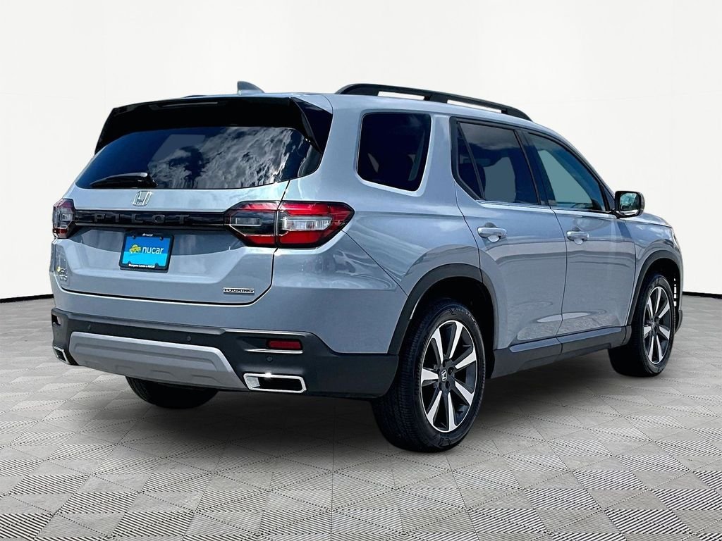 Used 2024 Blue Honda Touring image 6