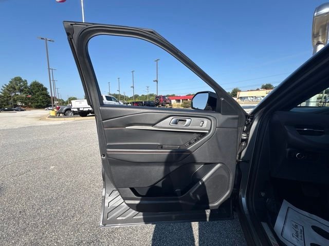 Used 2025 Gray Ford ST-Line image 10