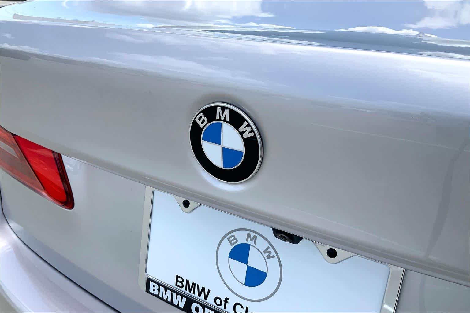 Used 2019 Rhodonite Silver Metallic BMW 540i image 30