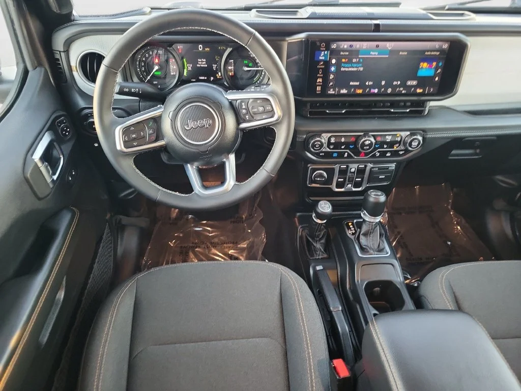 Certified Used 2025 Gray Jeep Sahara 4xe image 17