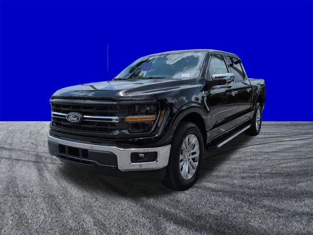 New 2026 Agate Black Metallic Ford XLT image 8